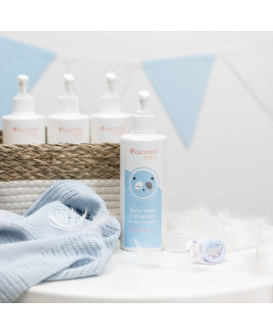 Nacomi body and hair cleanser for babies and kids 250ml.